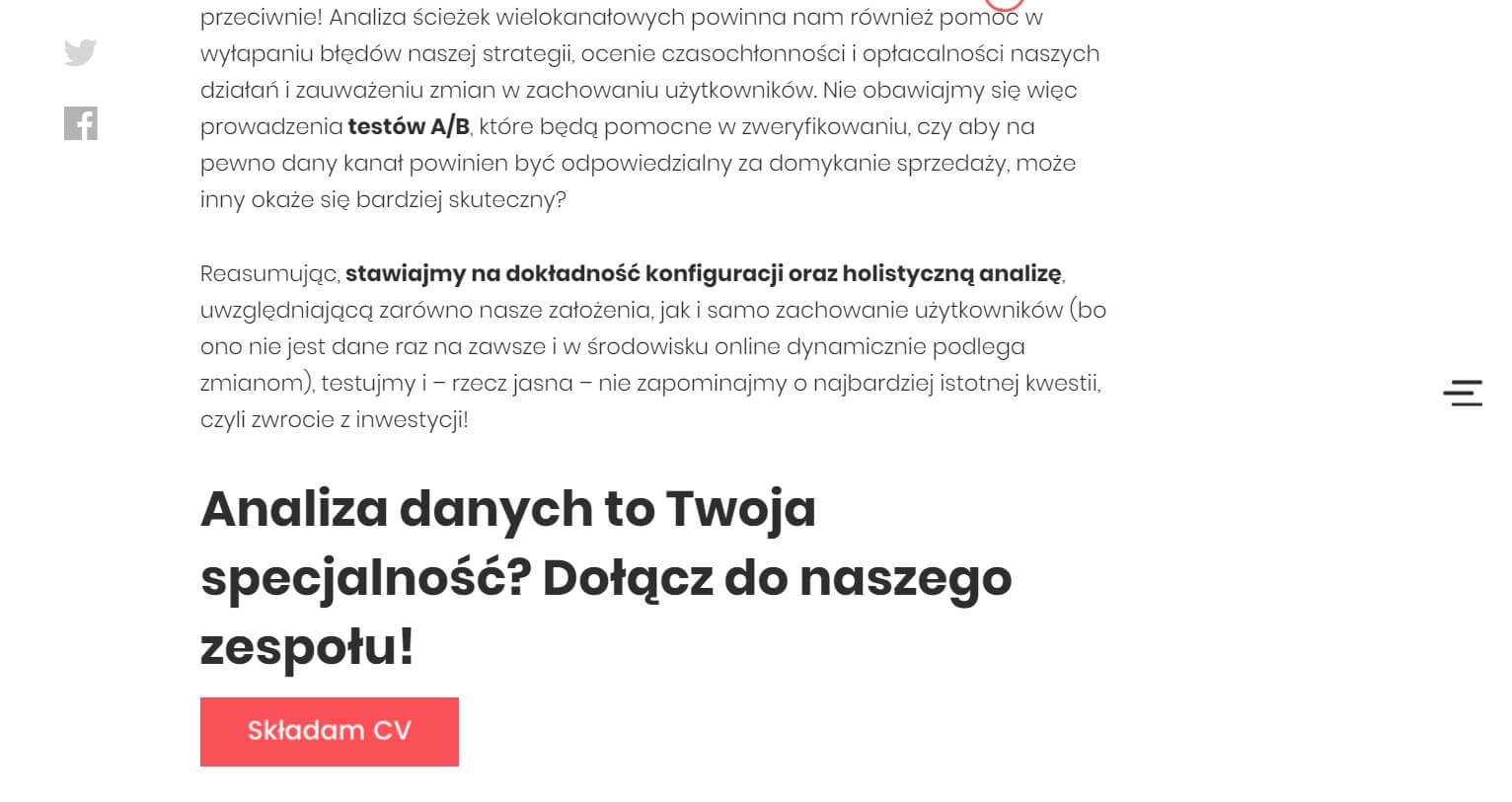 A webpage in Polish with bold text inviting data analytics professionals to join a team. There's a red button labeled "Składam CV." Black social media icons are on the left.